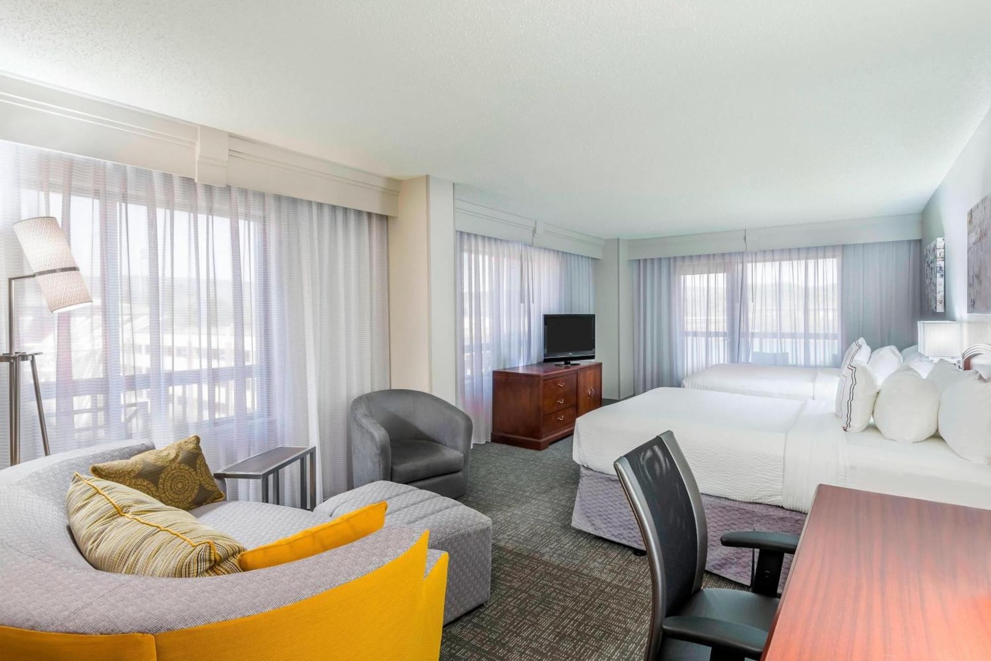 Courtyard By Marriott Chattanooga Downtown Exterior photo