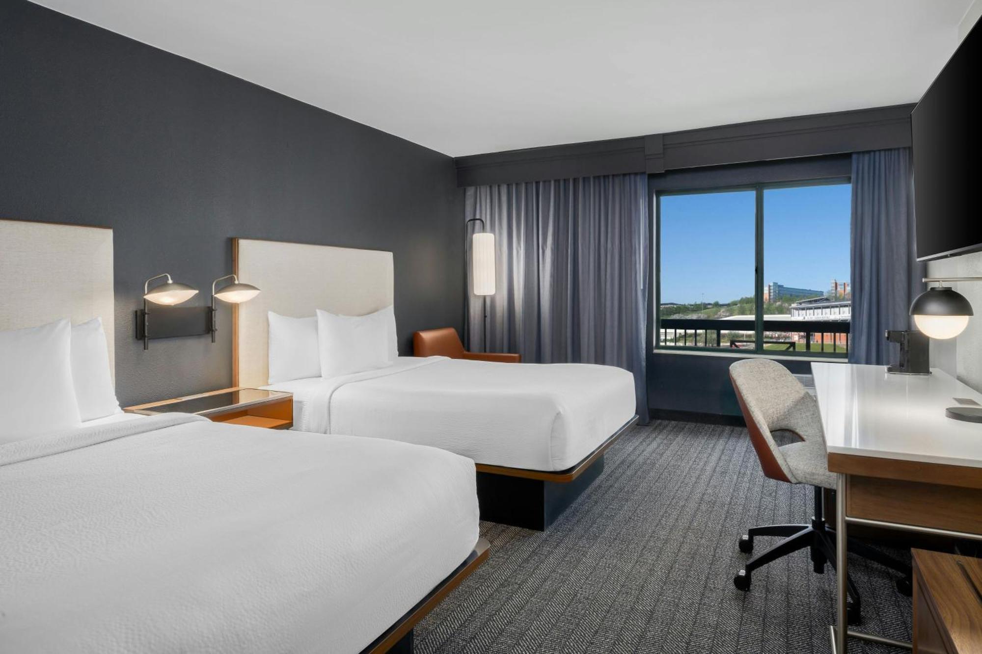 Courtyard By Marriott Chattanooga Downtown Exterior photo