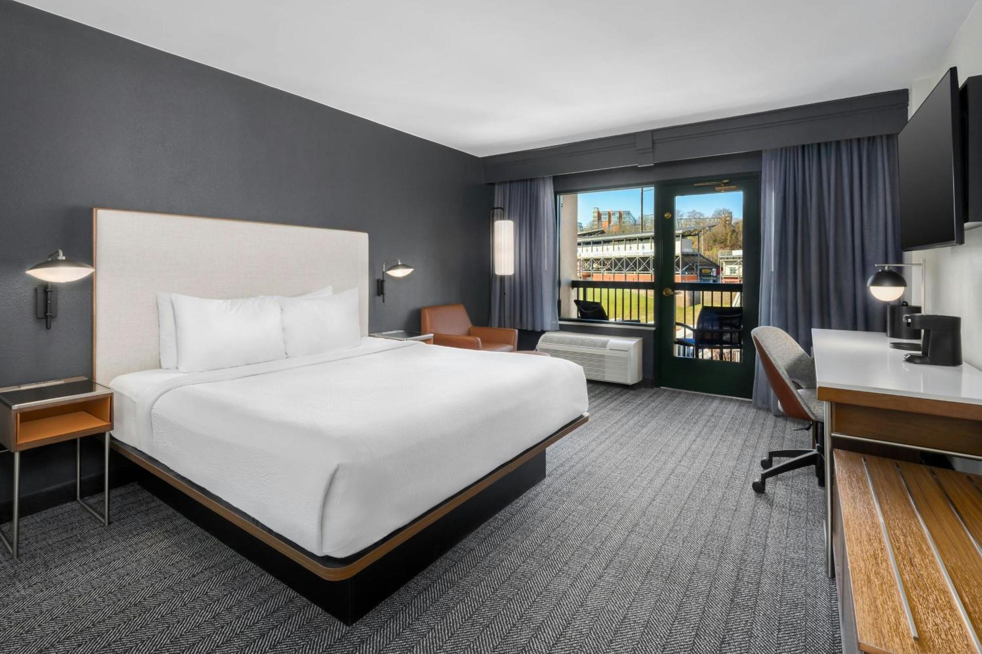 Courtyard By Marriott Chattanooga Downtown Exterior photo